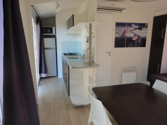 Mobil Home 6 Personnes Rocbaron Εξωτερικό φωτογραφία